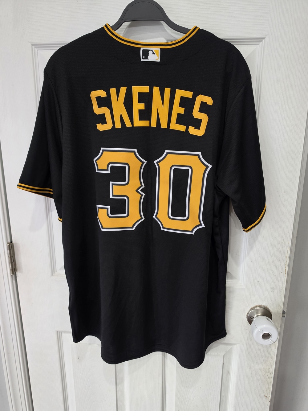 Nike MLB Pittsburgh Pirates Paul Skenes #30 Black Replica Jersey Men's Size Larg